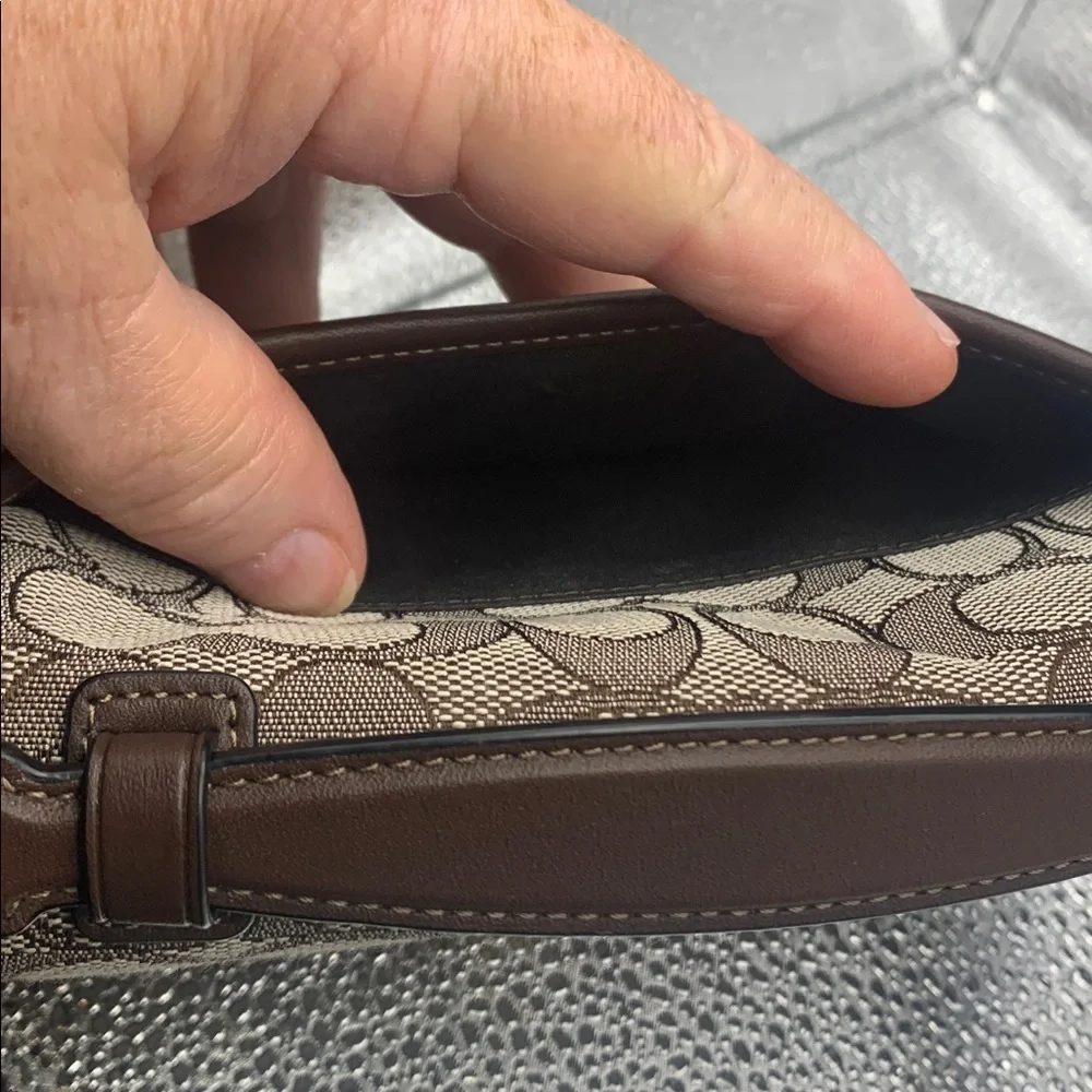 Coach Tan and Brown Signature Shoulder Bag - Picture 7 of 9